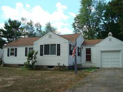 Pre-foreclosure in  Aldrew Ter Springfield, MA 01119