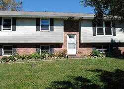 Pre-foreclosure in  Laverne Cir Hampstead, MD 21074