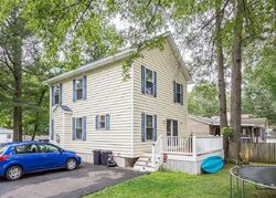 Pre-foreclosure in  Gwynne Ave Churchton, MD 20733