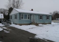  Mullins Dr, Gardiner ME