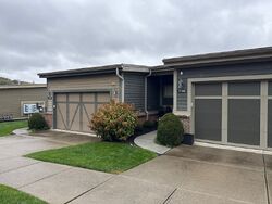Pre-foreclosure in  Grays Peak Covington, KY 41011