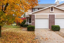 Pre-foreclosure in  Prairie Cir Altoona, IA 50009