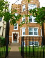 Pre-foreclosure in  N Oakley Ave Chicago, IL 60659
