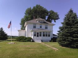  W Stees Rd, Lena IL