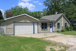 Pre-foreclosure in  Kauffman St Rock Falls, IL 61071