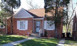 Pre-foreclosure in  S Homewood Ave Chicago, IL 60643