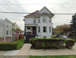 Pre-foreclosure in  Garnsey Ave Joliet, IL 60432