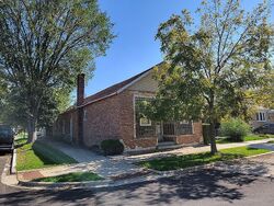Pre-foreclosure in  N Oketo Ave Chicago, IL 60634
