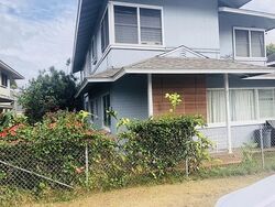 Pre-foreclosure in  Manalo St Honolulu, HI 96826