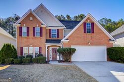 Pre-foreclosure in  Kessock Ridge Trl Snellville, GA 30039