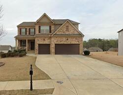 Pre-foreclosure in  Discovery Ct Acworth, GA 30102