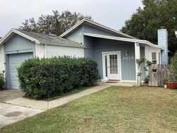 Pre-foreclosure in  Longshore Dr Land O Lakes, FL 34639