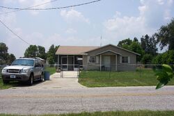 Pre-foreclosure in  RIDGEWOOD AVE Dundee, FL 33838