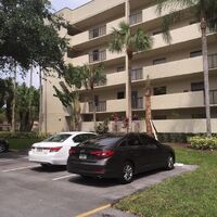 Pre-foreclosure in  NW 42ND AVE APT C401 Pompano Beach, FL 33066