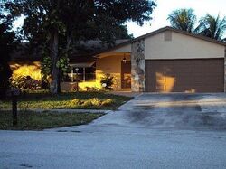  Blue Pine Cir, Lake Worth FL