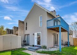 Pre-foreclosure in  Dickens Ter Newark, DE 19702