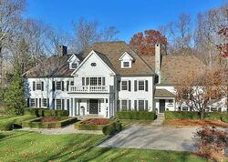 Pre-foreclosure in  Lake Ave Greenwich, CT 06830
