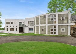 Pre-foreclosure in  Byram Shore Rd Greenwich, CT 06830