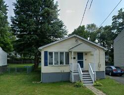 Pre-foreclosure in  Marion St Hartford, CT 06106