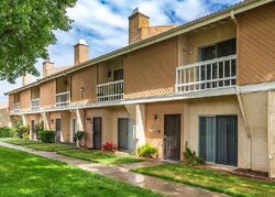  Green Tree Blvd , Victorville CA