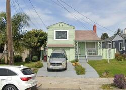 Pre-foreclosure in  106th Ave Oakland, CA 94603