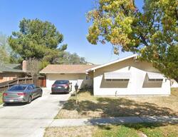 Pre-foreclosure in  E Garland Ave Fresno, CA 93726