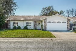  Woodmore Oaks Dr, Orangevale CA