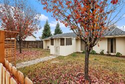 Pre-foreclosure in  N Lovers Ln Visalia, CA 93292