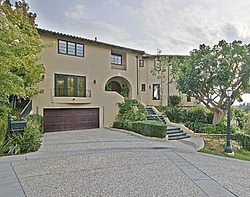 Pre-foreclosure in  N BEVERLY GLEN CIR Los Angeles, CA 90077