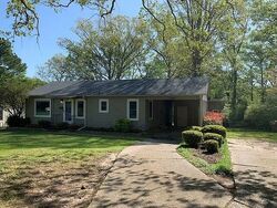 Pre-foreclosure in  Haney Ave El Dorado, AR 71730