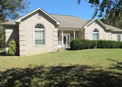 Pre-foreclosure in  Winrock Dr Morrilton, AR 72110