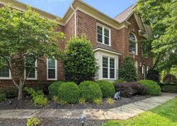 Pre-foreclosure in  Eldorado Way Leesburg, VA 20176