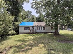 Pre-foreclosure in  Selover Ave New Bern, NC 28560