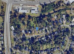 Pre-foreclosure in  Camden Cir Wilmington, NC 28403