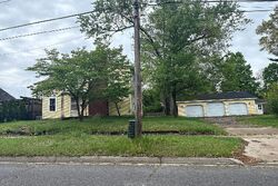  Hill St, Dowagiac MI