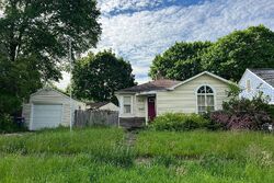  Ardmore St Se, Grand Rapids MI