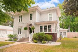  Hamilton St, Dowagiac MI