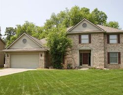 Pre-foreclosure in  Loch Moor Dr Clarkston, MI 48346