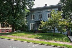 Pre-foreclosure in  Mulberry St Springfield, MA 01105