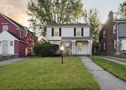 Pre-foreclosure in  Littlefield St Detroit, MI 48235