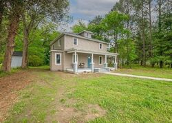 Pre-foreclosure in  Main St Stony Creek, VA 23882