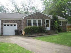 Pre-foreclosure in  Marval Cir Hampton, VA 23666