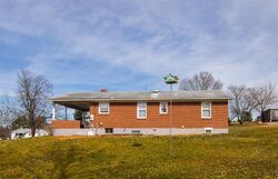 Pre-foreclosure in  American Legion Dr Broadway, VA 22815