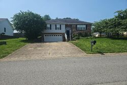  Poplar Hl, Clarksville TN