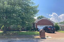 Pre-foreclosure in  Chase Point Pl Joelton, TN 37080