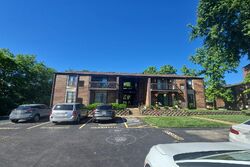 Pre-foreclosure in  Kay Ln Unit 1 Saint Louis, MO 63123