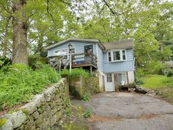  Arnold Rd, Coventry RI