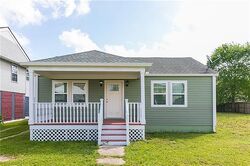Pre-foreclosure in  Painters St New Orleans, LA 70122