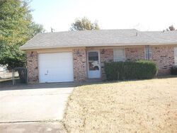 Pre-foreclosure Listing in Liza Ln TECUMSEH, OK 74873