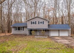 Pre-foreclosure in  Mccormick Rd Ravenna, OH 44266